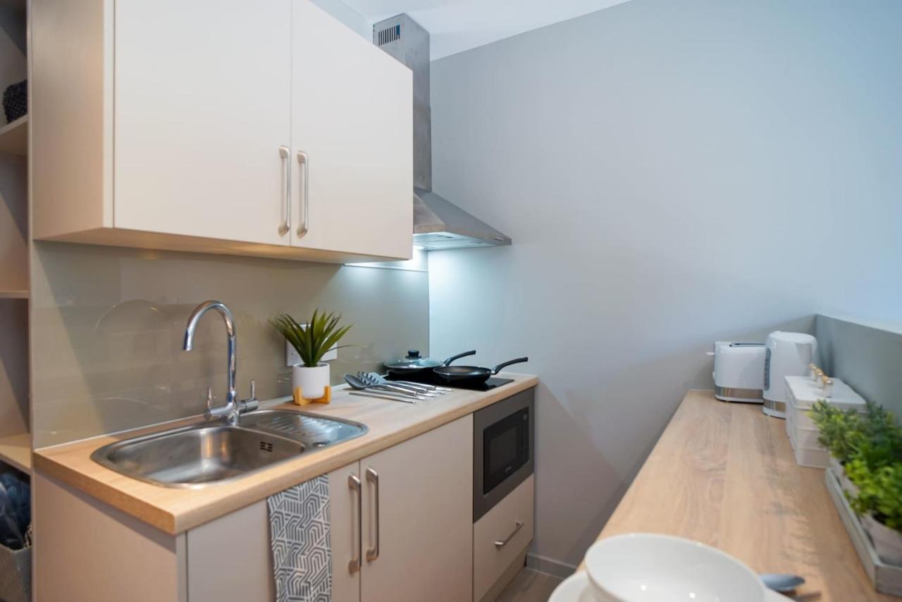 Bright Modern Studios And Private Bedrooms With Shared Kitchen At Straits Meadow Near Edinburgh City Centre Екстериор снимка